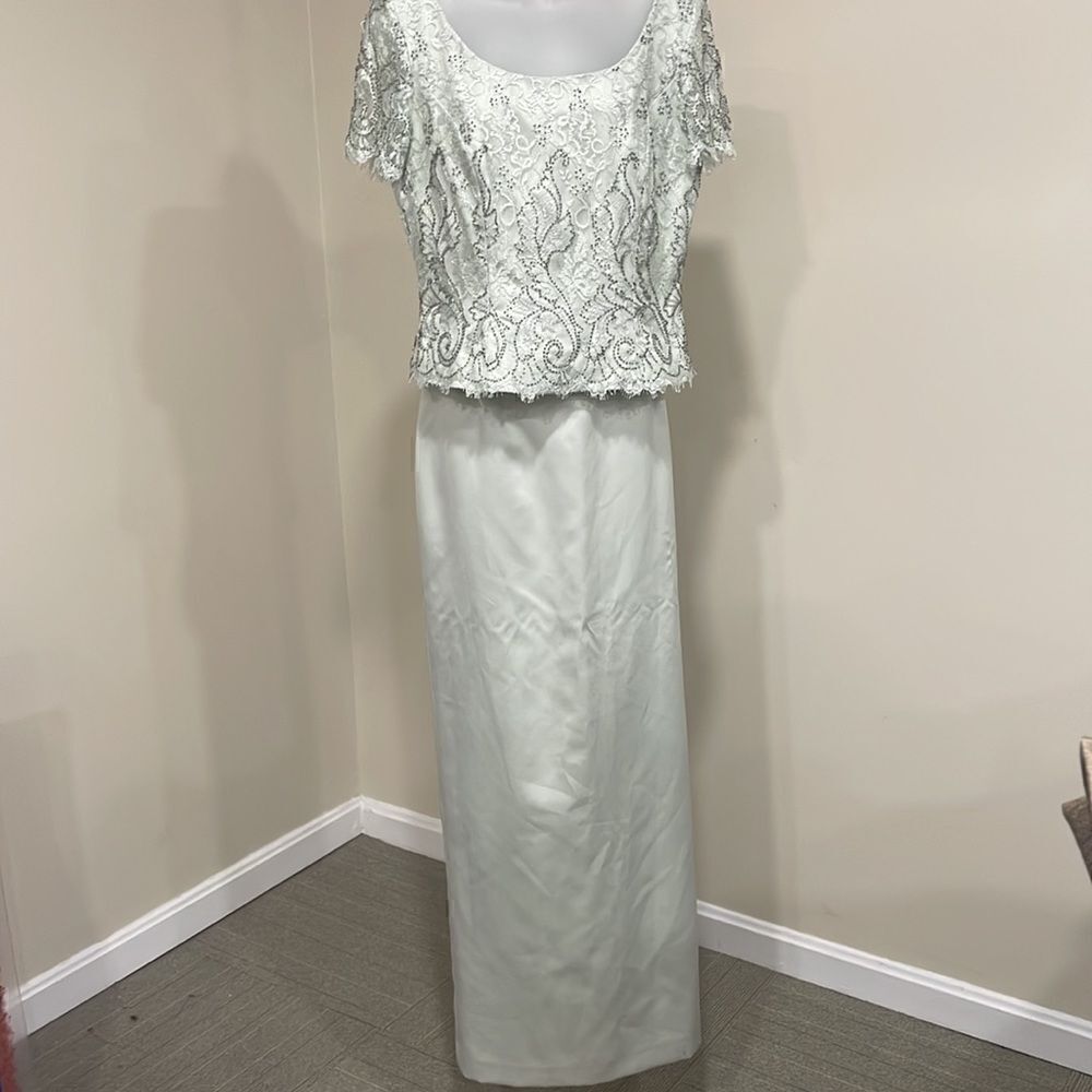 Marie St. Claire 2 pc dress.  Beaded top size 10.  Skirt size 14.